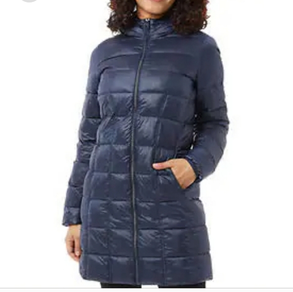 Aventure Women’s Navy Blue Nylon Lightweight Packable Puffer jacket - Picture 3 of 7